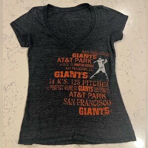 San Francisco Giants Matt Cain Perfect Game V-Neck Dark Gray Graphic Tee Sz S